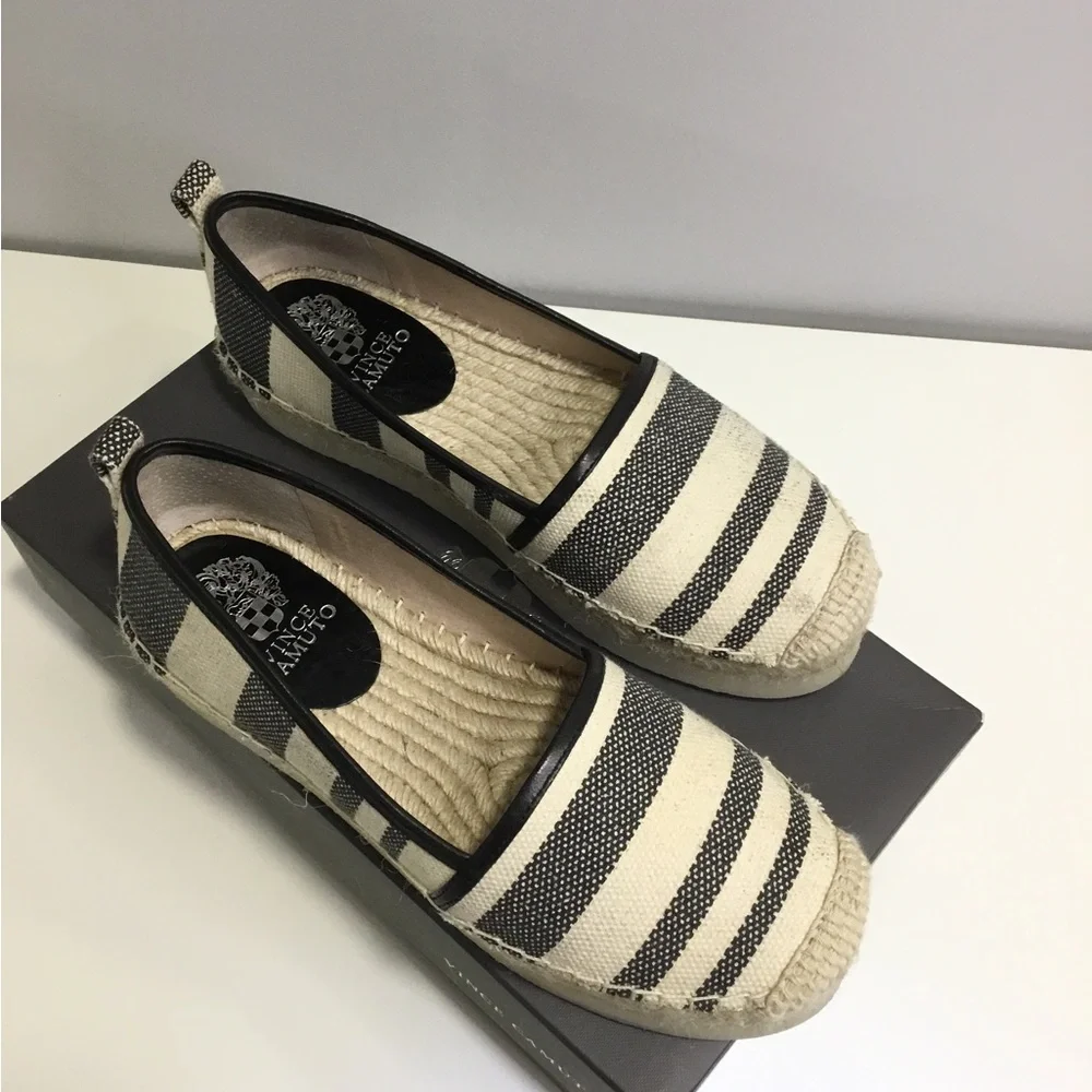 Vince Camuto Black and Cream Espadrilles with Classic Style